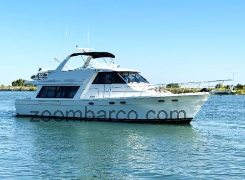 Bayliner 4788 Pilot House ficha tecnica